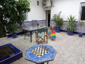 Casa Valientes B - Free private parking, patio, WiFi & AC, Jerez De La Frontera